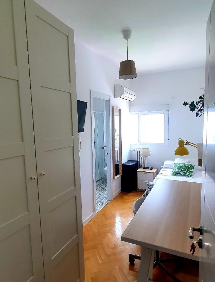 Bed and Breakfast Real Beds Madrid Exterior foto