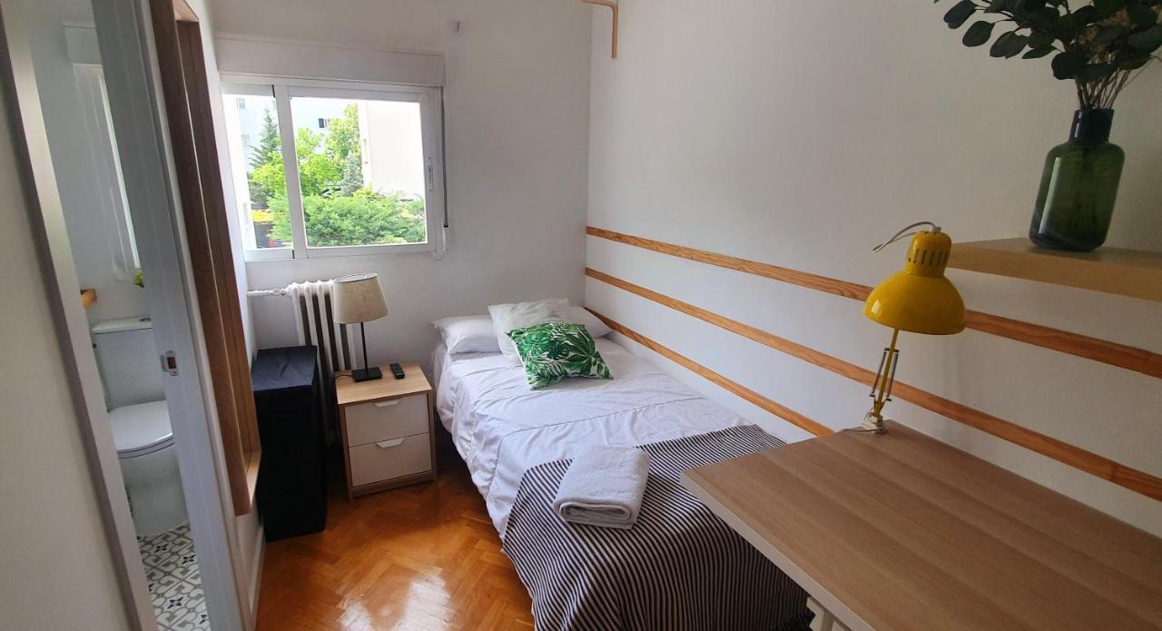 Bed and Breakfast Real Beds Madrid Exterior foto